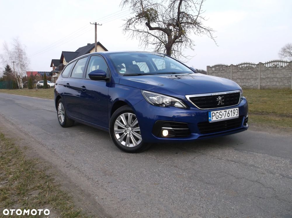 Peugeot 308 PureTech 130 GPF EAT8 Black Edition - 33