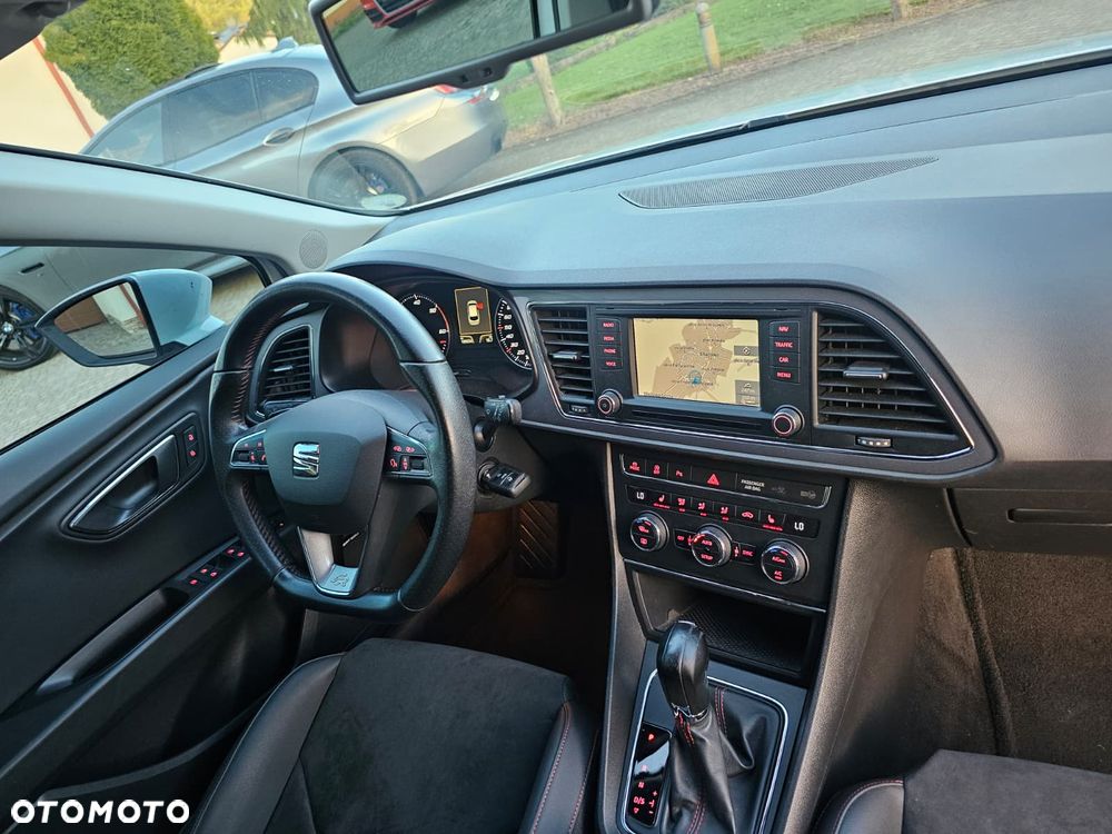 Seat Leon 2.0 TDI FR S&S DSG - 32