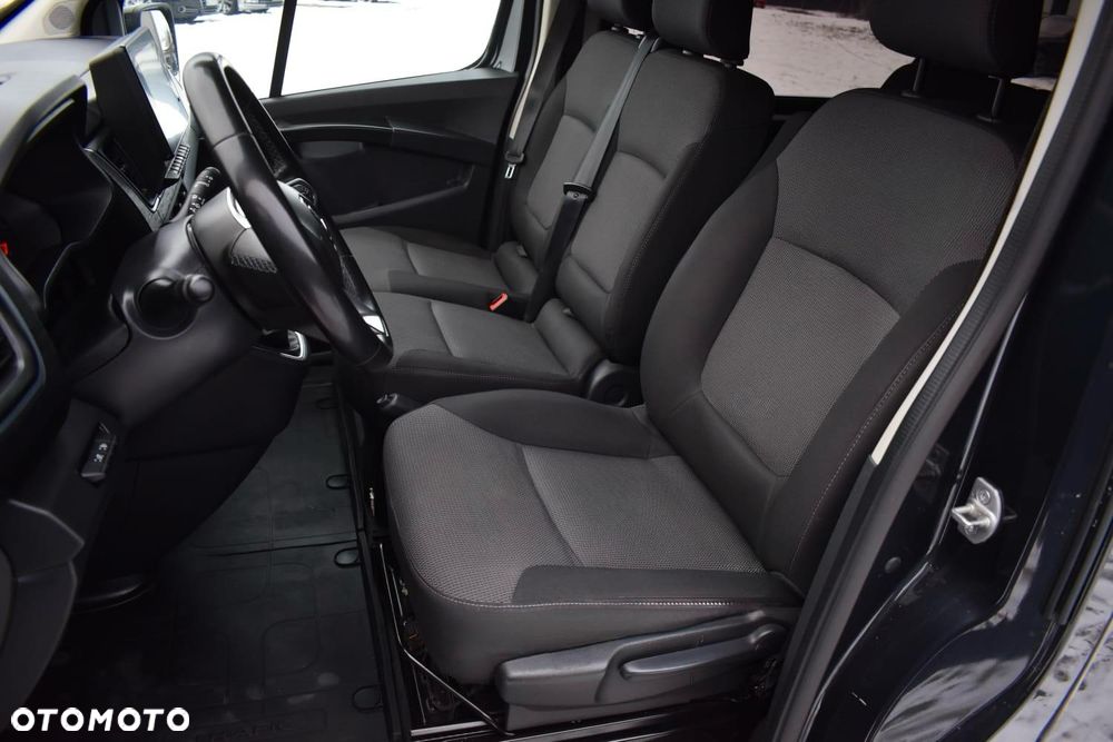 Renault Trafic - 11