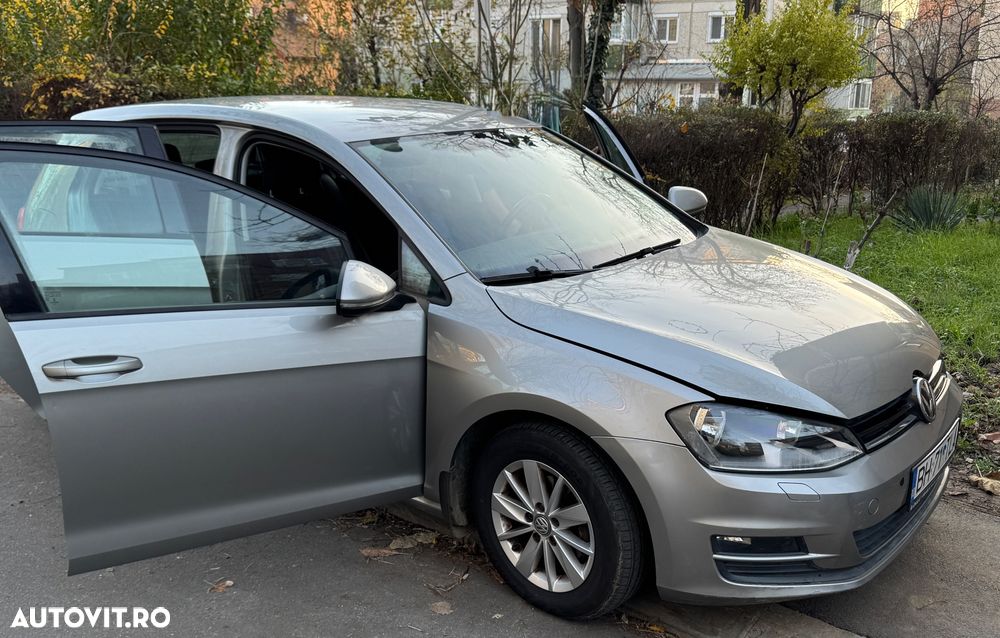 Volkswagen Golf 1.0 TSI BMT Comfortline - 2