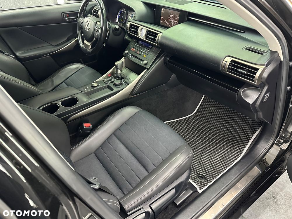 Lexus IS ver-300h-style-edition - 36