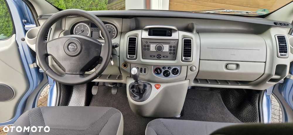 Opel Vivaro - 29