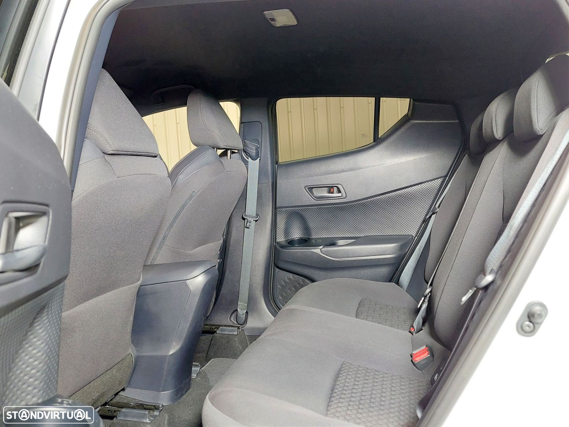 Toyota C-HR - 7