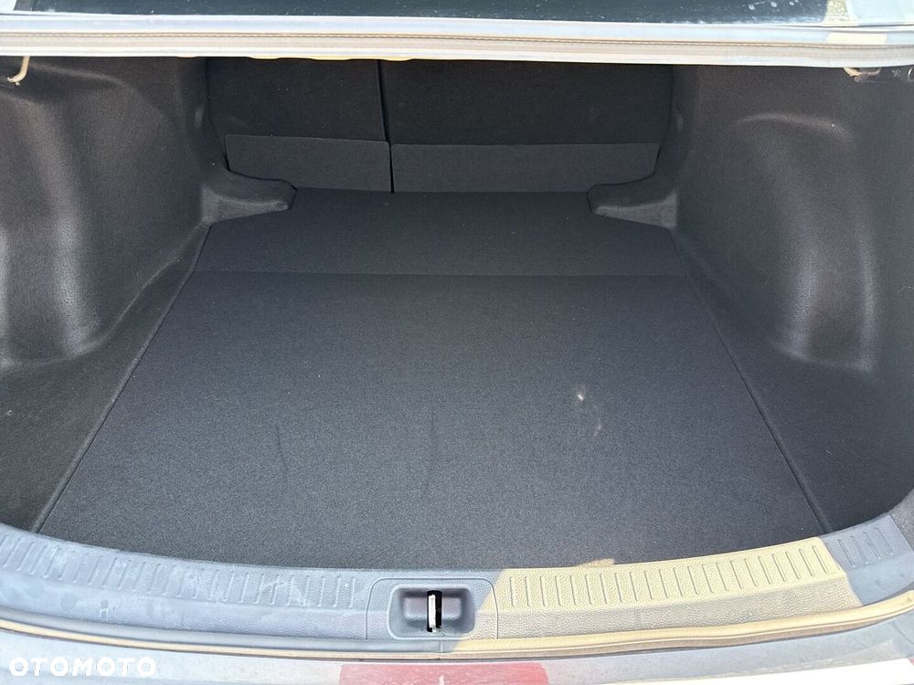 Toyota Corolla 1.5 Comfort - 21