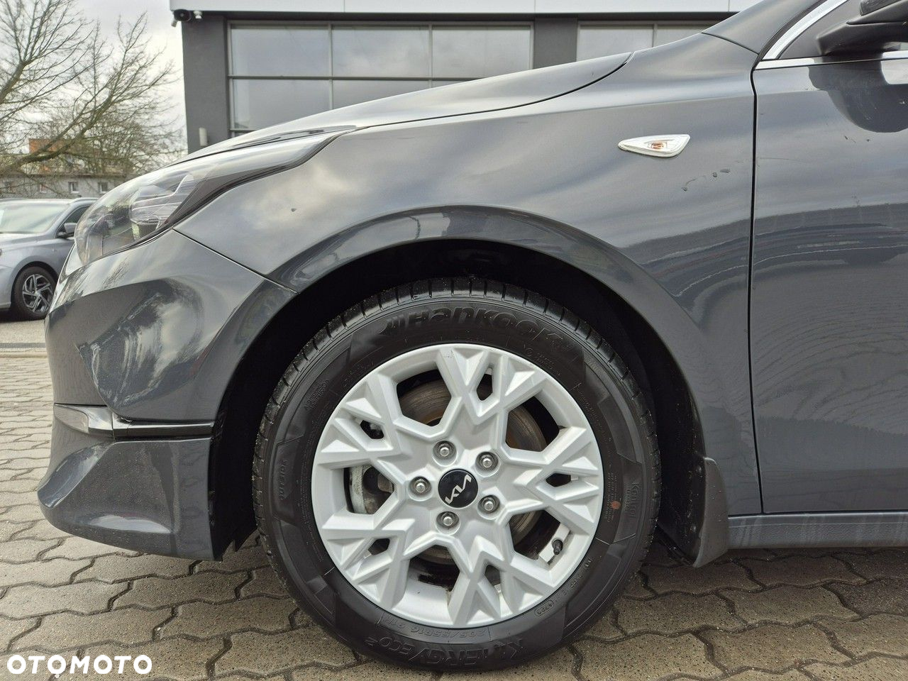 Kia Ceed - 11