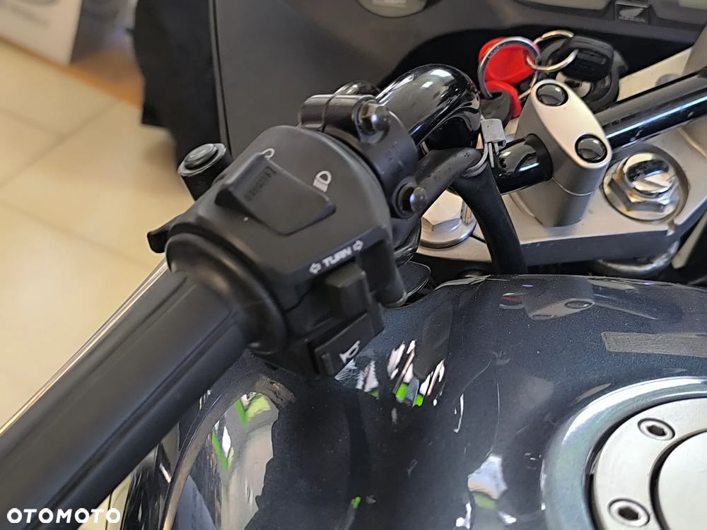 Honda CBF - 22