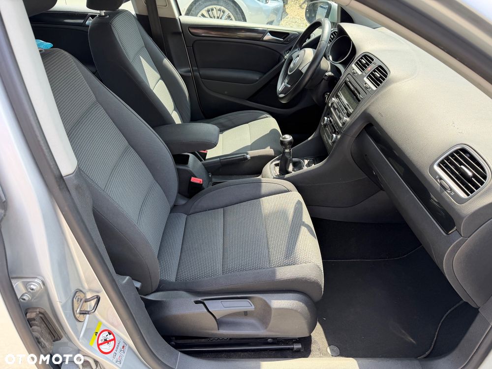 Volkswagen Golf 1.6 United - 29