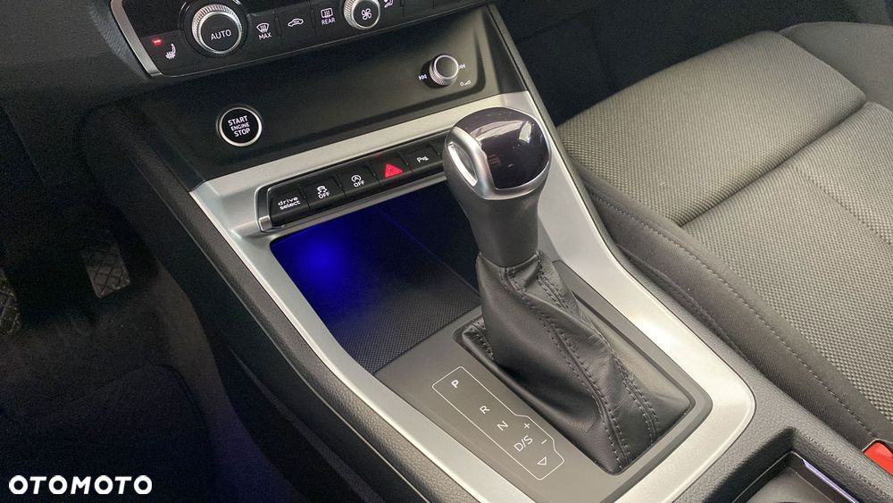 Audi Q3 35 TFSI mHEV S tronic - 19