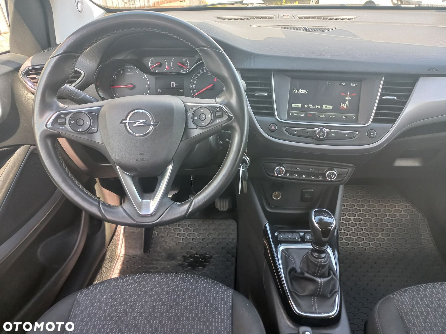 Opel Crossland X 1.2 T Enjoy S&S - 13