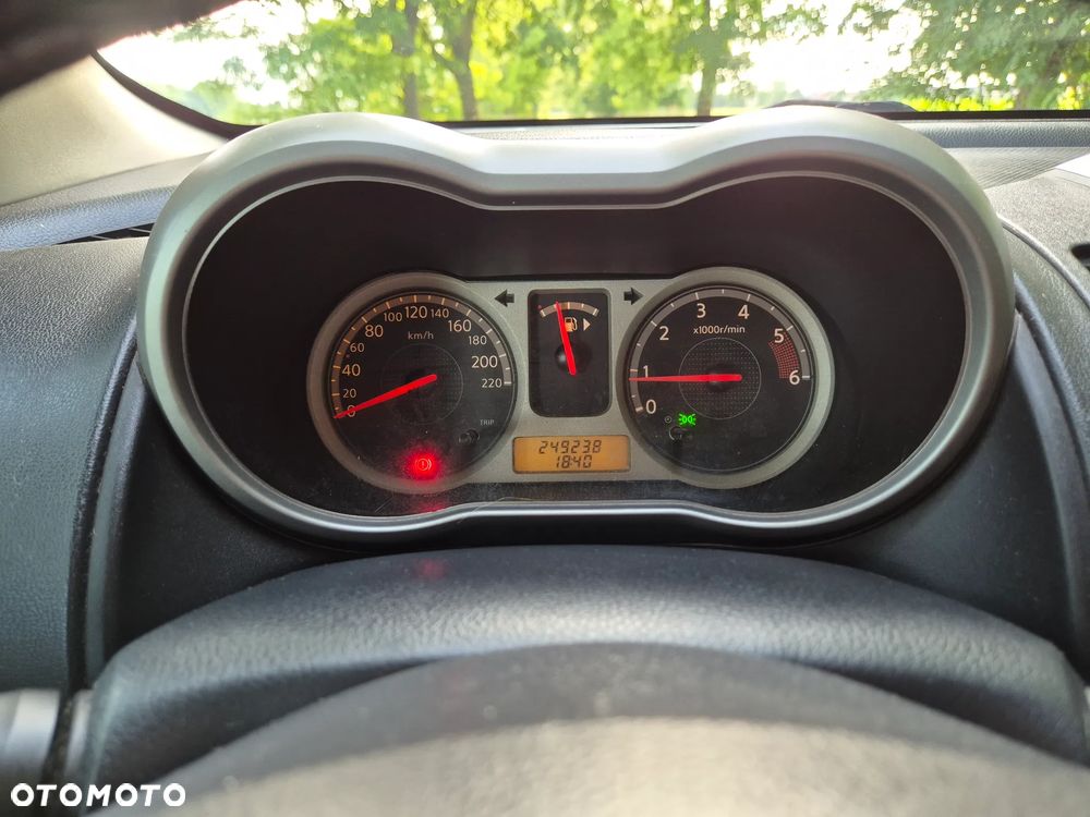 Nissan Note - 10