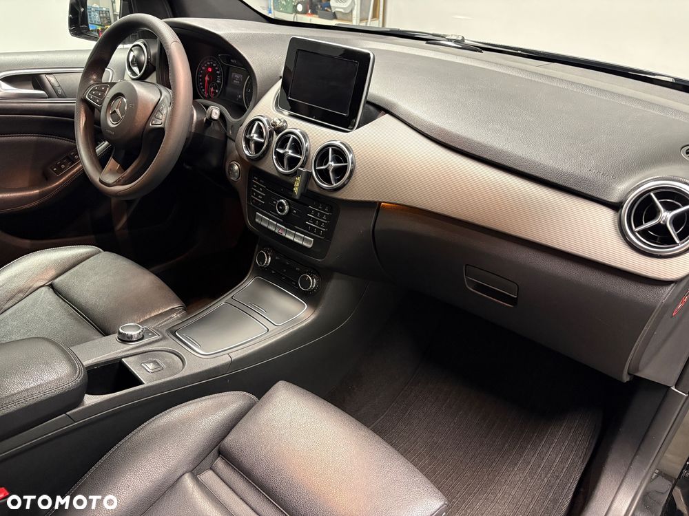 Mercedes-Benz Klasa B 200 d 7G-DCT Edition - 13