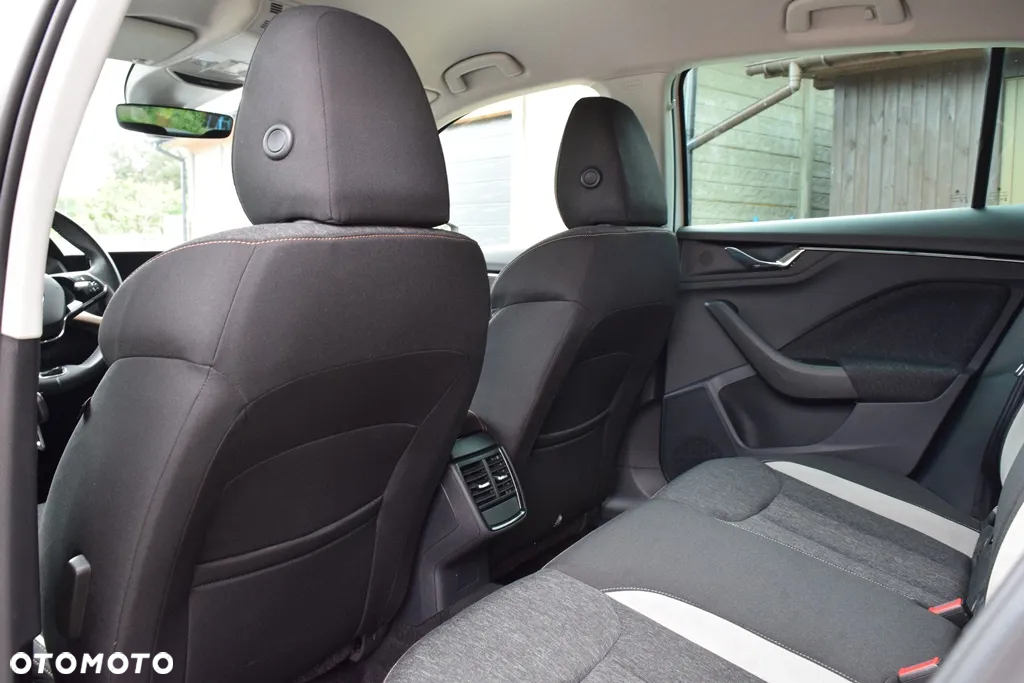 Skoda Scala 1.5 TSI Style - 31