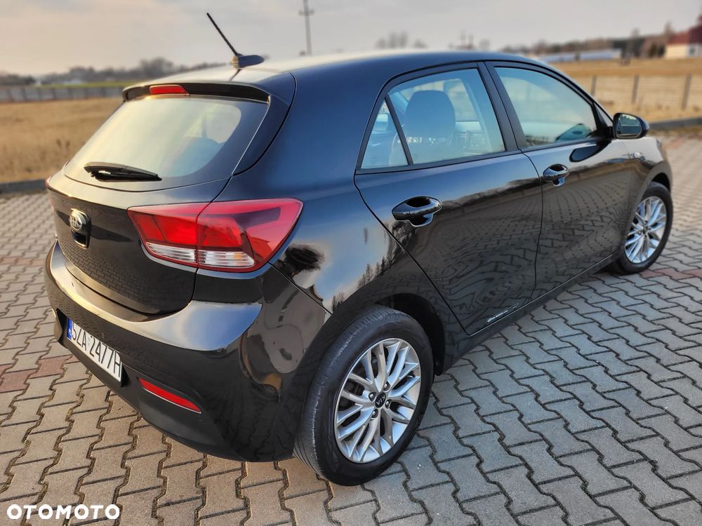Kia Rio 1.2 XL Business Line - 10
