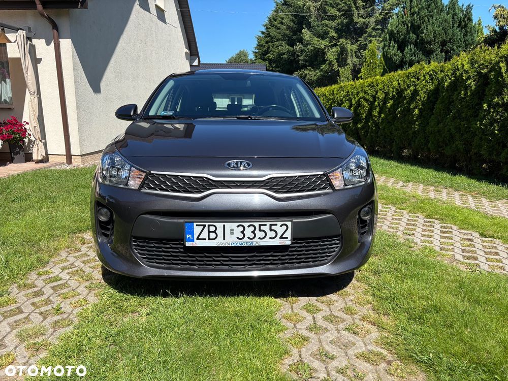 Kia Rio 1.2 L - 2