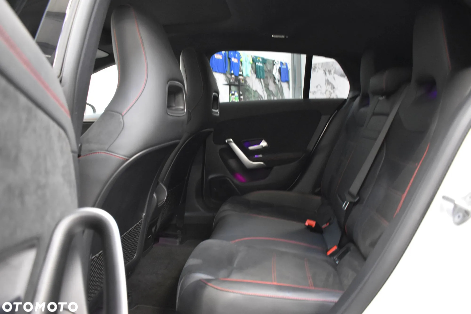 Mercedes-Benz CLA 250 E AMG Line 8G-DCT - 21