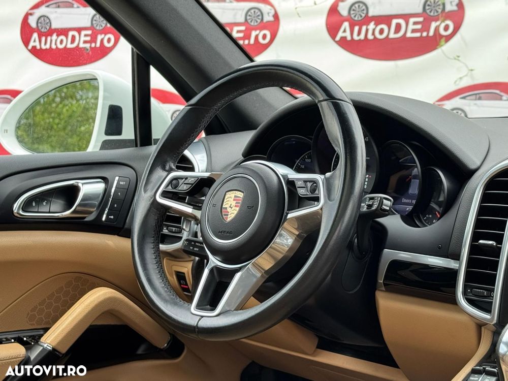 Porsche Cayenne V6 3.6L Aut. - 11