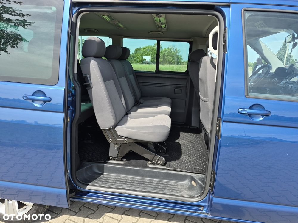 Volkswagen Caravelle - 6