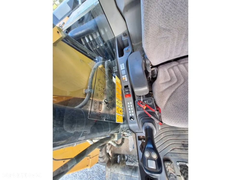 Caterpillar M318F - 21