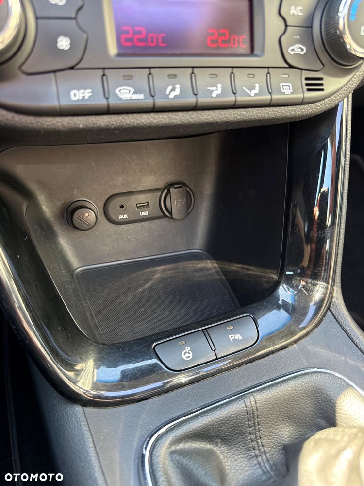 Kia Ceed 1.6 CRDi 128 Platinum Edition - 24