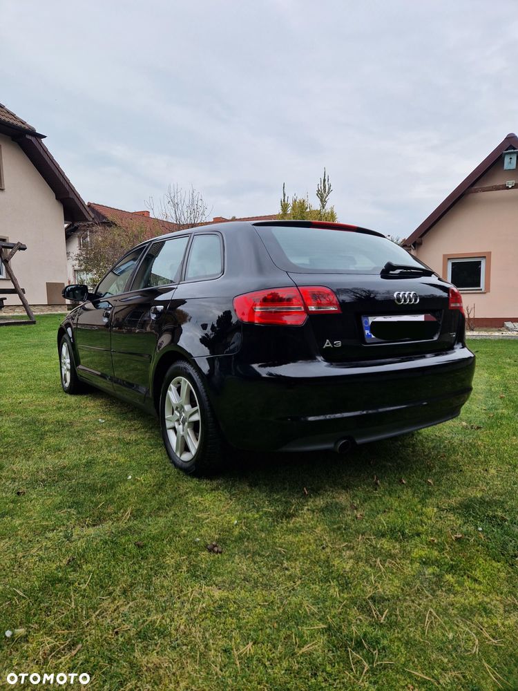 Audi A3 Sportback - 5