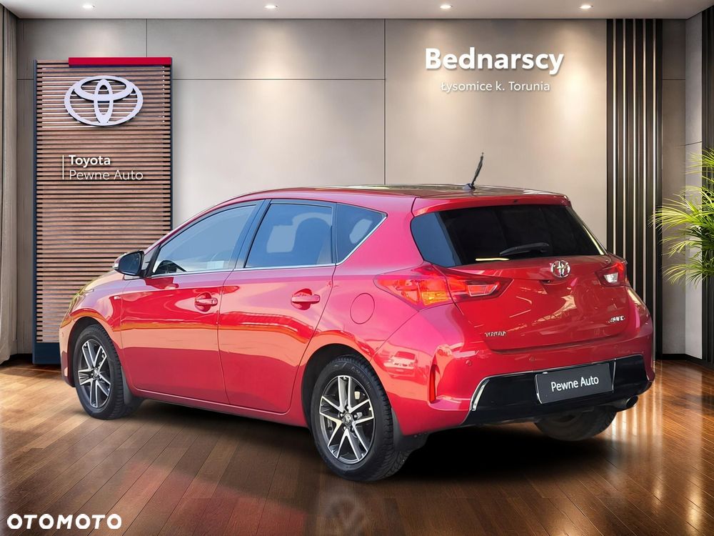 Toyota Auris 1.6 Premium - 3