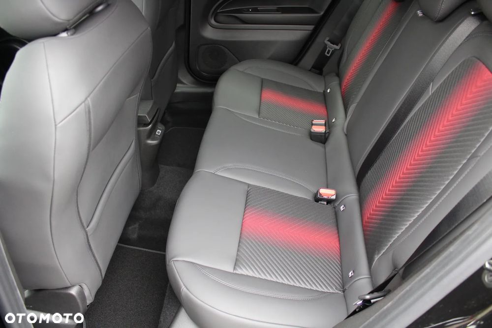 Alfa Romeo Junior 1.2 mHEV Ti eDCT - 12