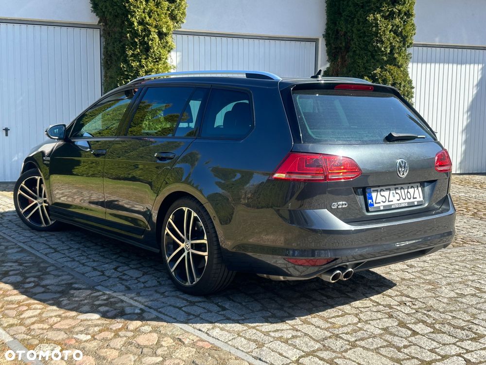 Volkswagen Golf 2.0 TDI BMT GTD DSG - 10