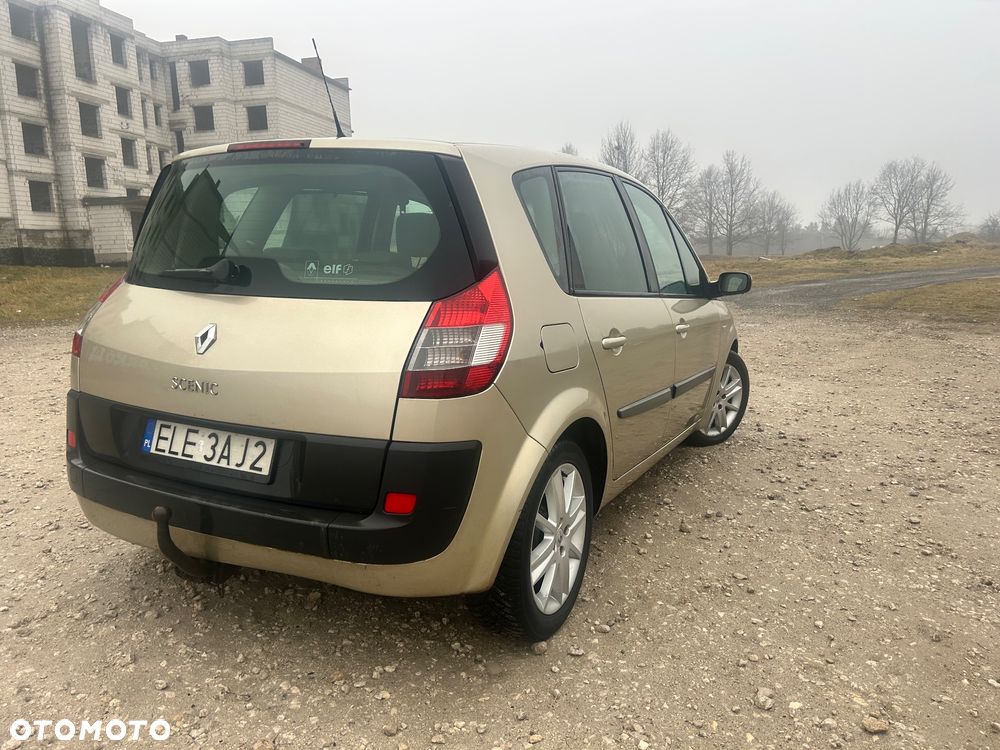 Renault Scenic 1.6 16V Confort Expression - 17