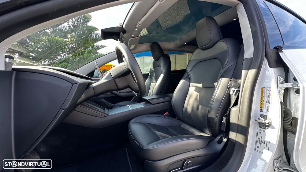 Tesla Model 3 Tração Traseira - 22