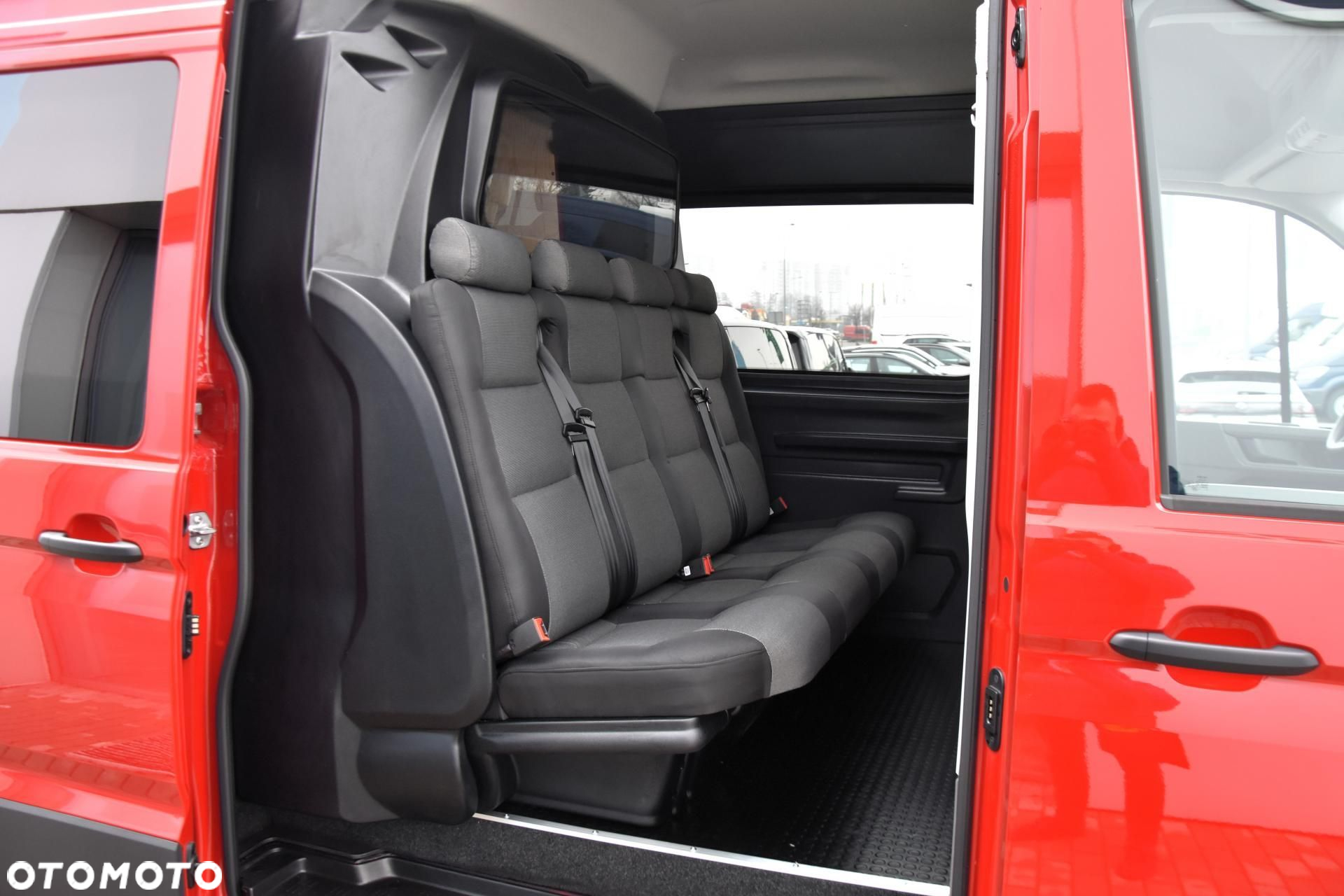 Volkswagen Crafter - 13