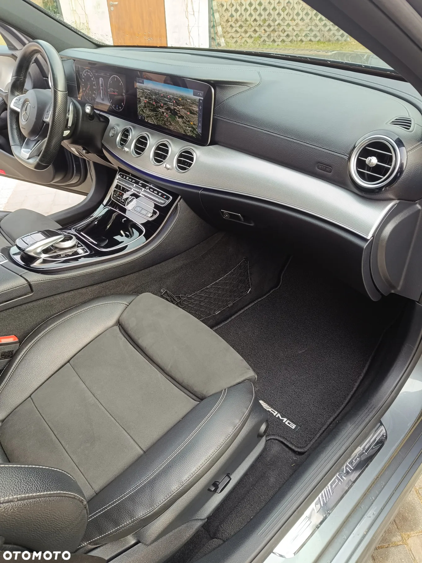 Mercedes-Benz Klasa E 220 d T 9G-TRONIC AMG Line - 16