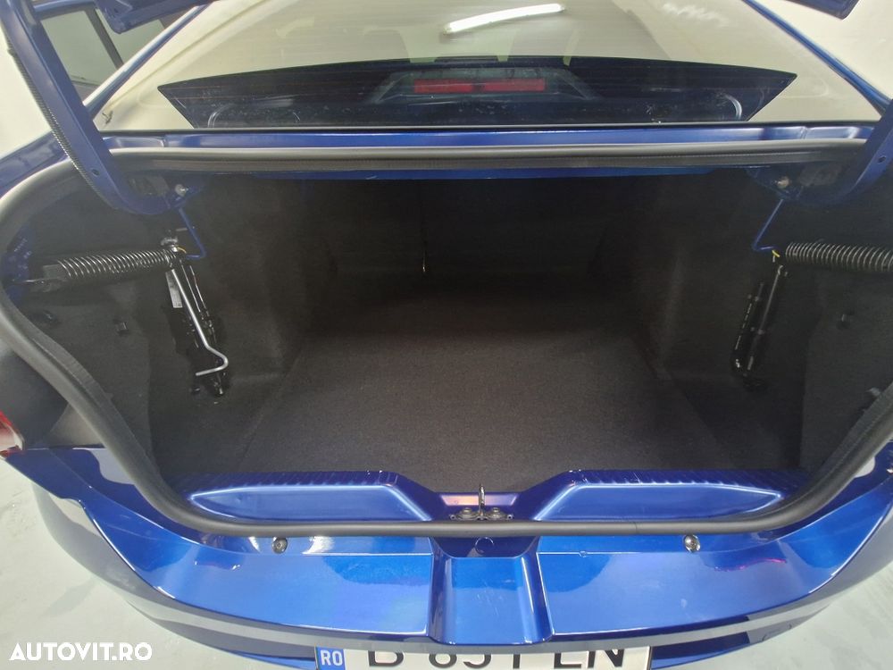 Dacia Logan TCe 90 MT6 Prestige - 5