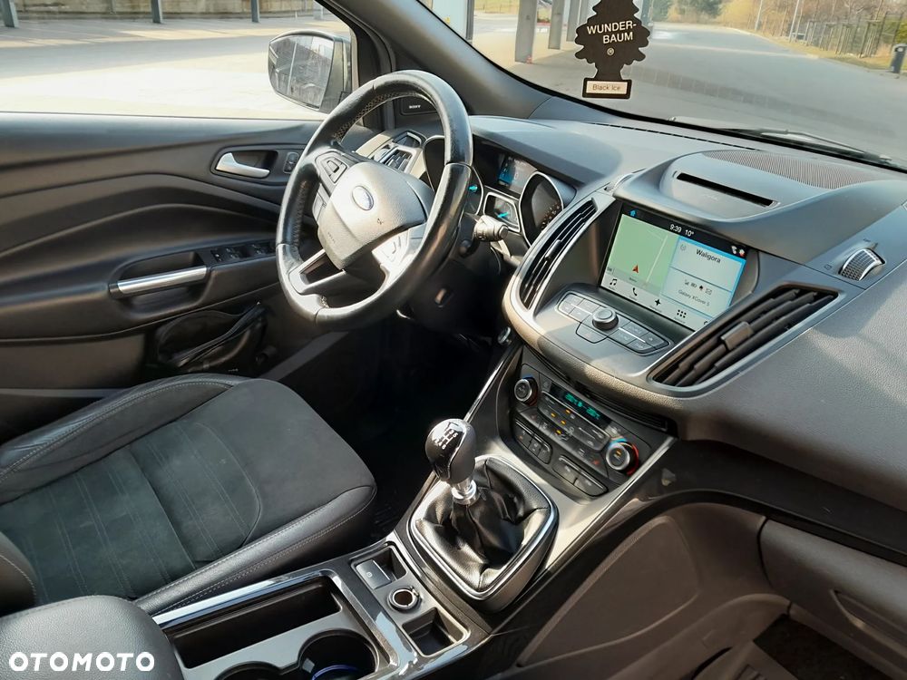 Ford Kuga 1.5 EcoBoost FWD ST-Line ASS - 20