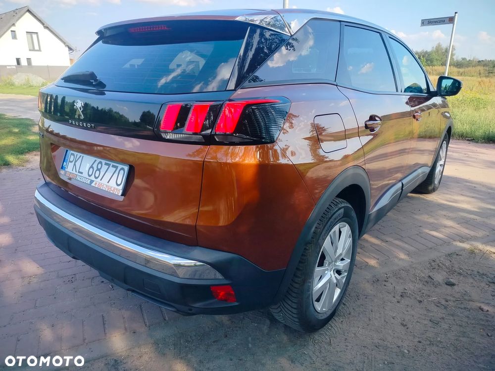 Peugeot 3008 1.2 PureTech Active S&S EAT8 - 19