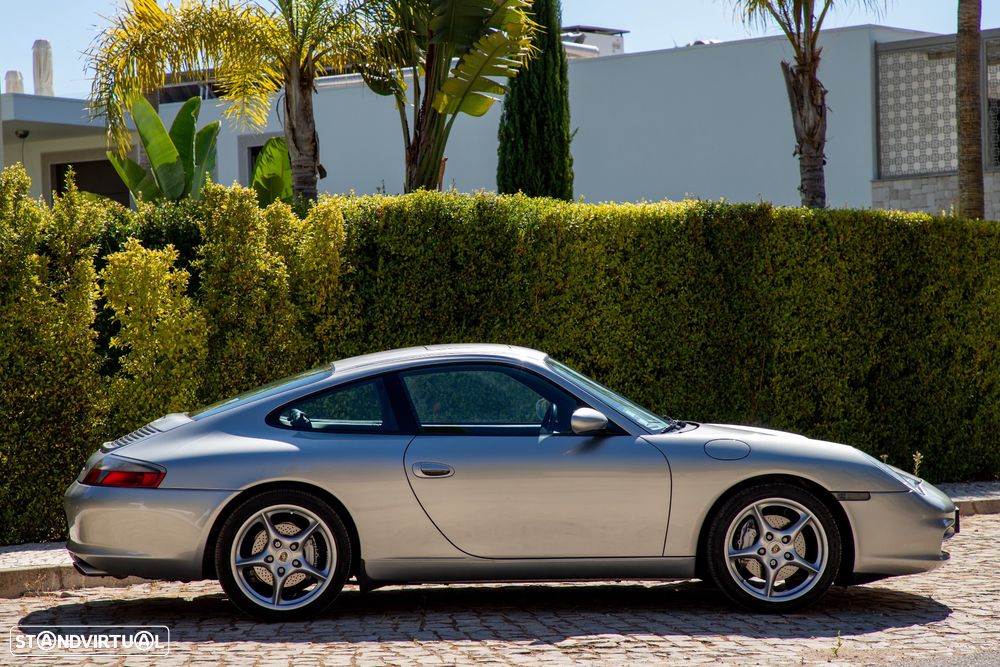 Porsche 911 (996) - 1