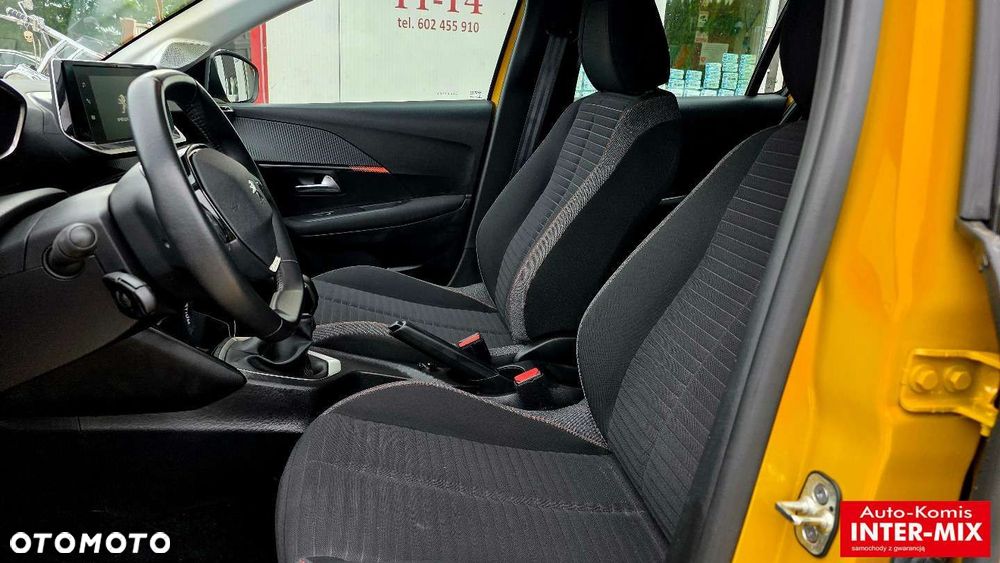 Peugeot 208 - 29