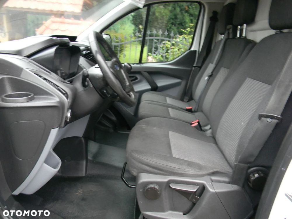 Ford Transit - 11
