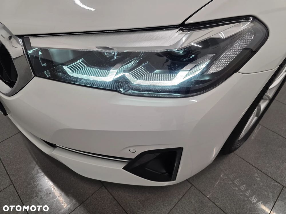 BMW Seria 5 518d mHEV Luxury Line sport - 29