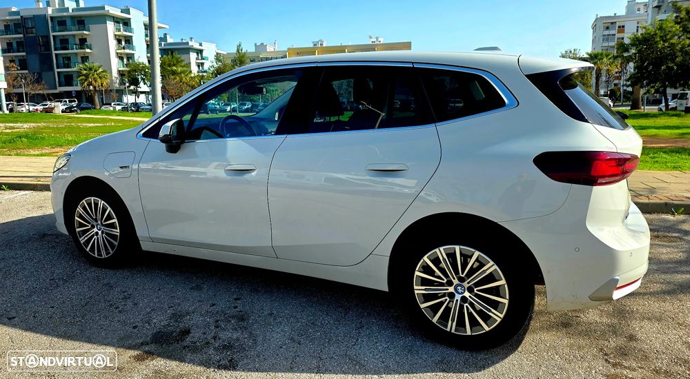 BMW 225xe Active Tourer e xDrive Line Luxury - 2