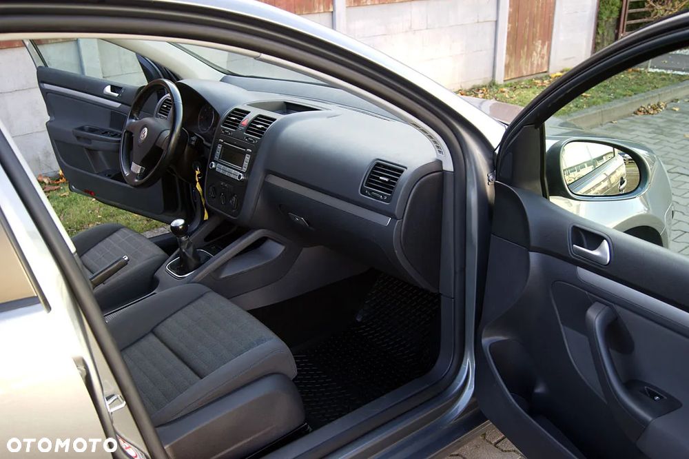 Volkswagen Golf 1.9 TDI Tour - 25