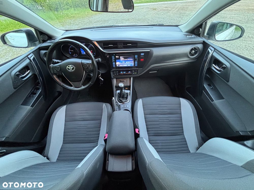 Toyota Auris 1.6 D-4D Edition-S - 6