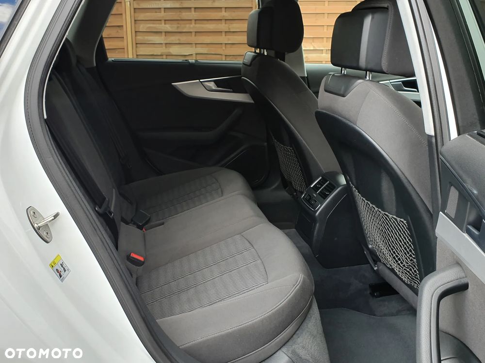 Audi A4 Avant 2.0 TDI S tronic - 14