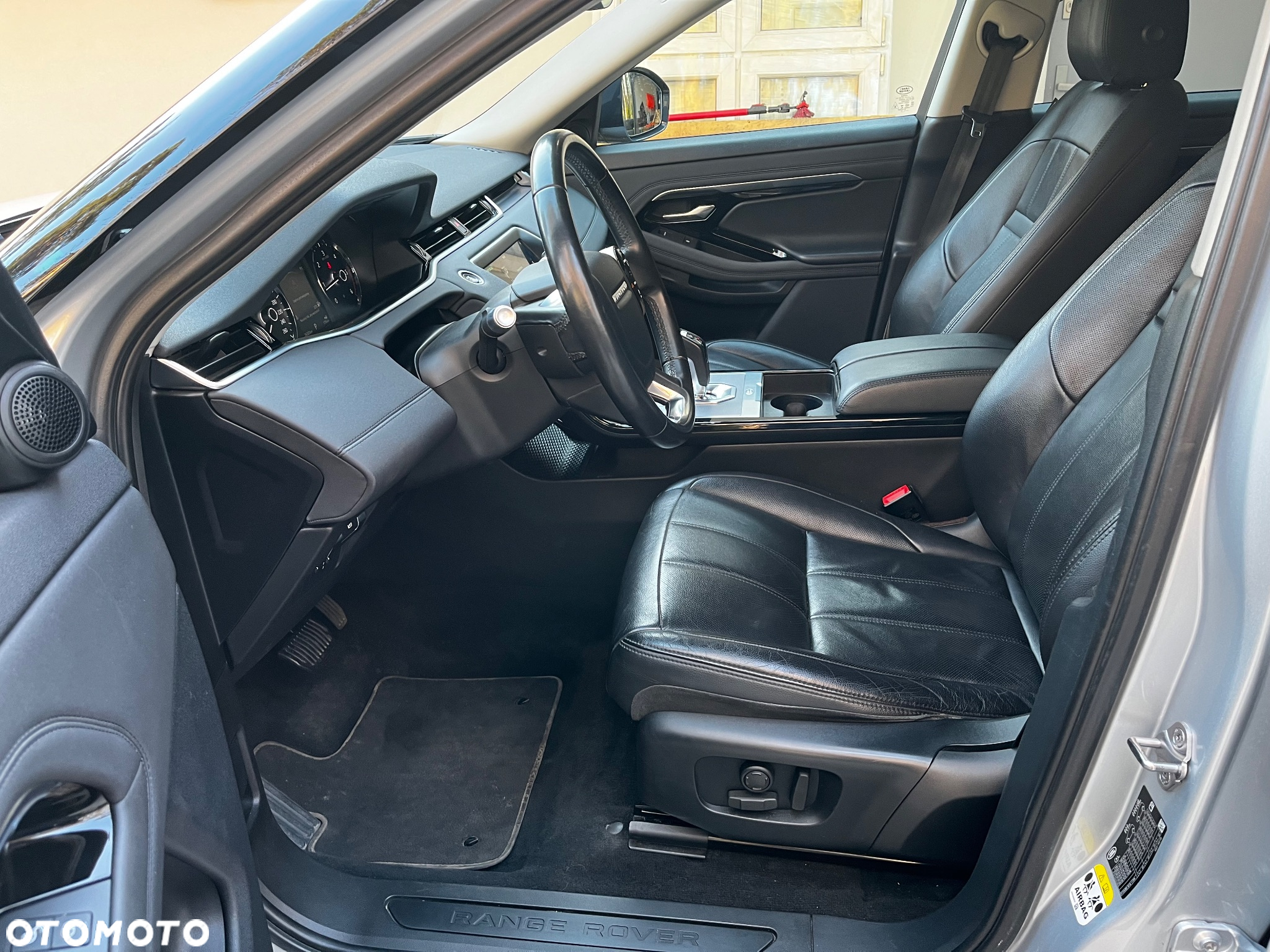 Land Rover Range Rover Evoque - 29