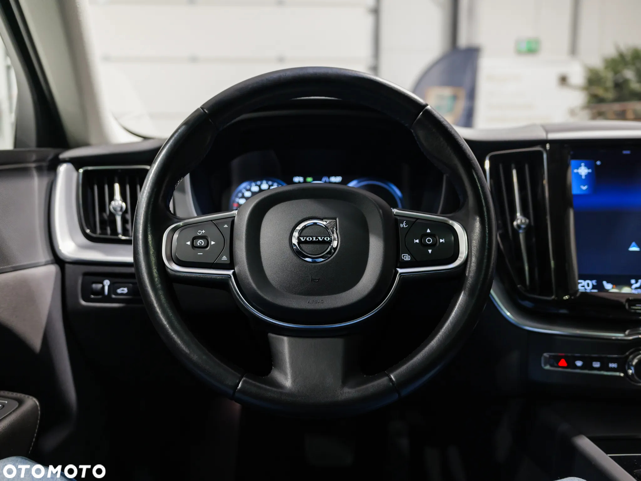 Volvo XC 60 - 25