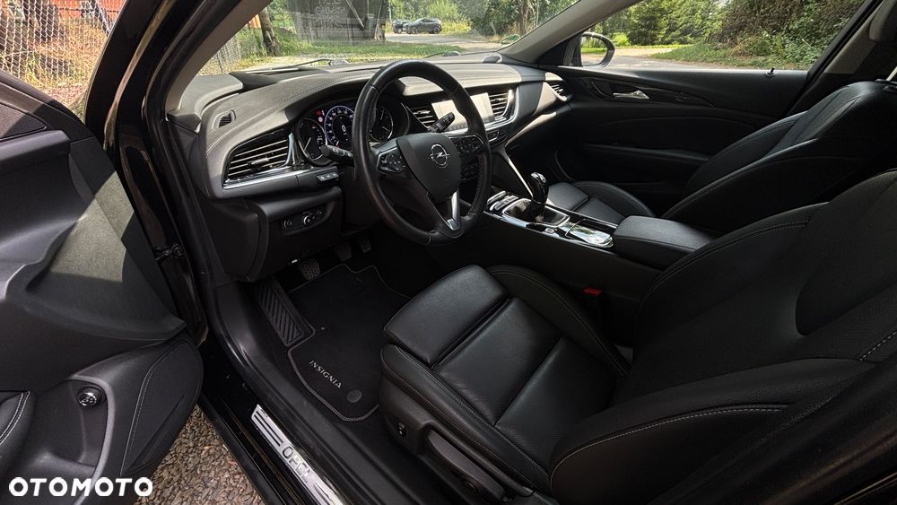 Opel Insignia - 9