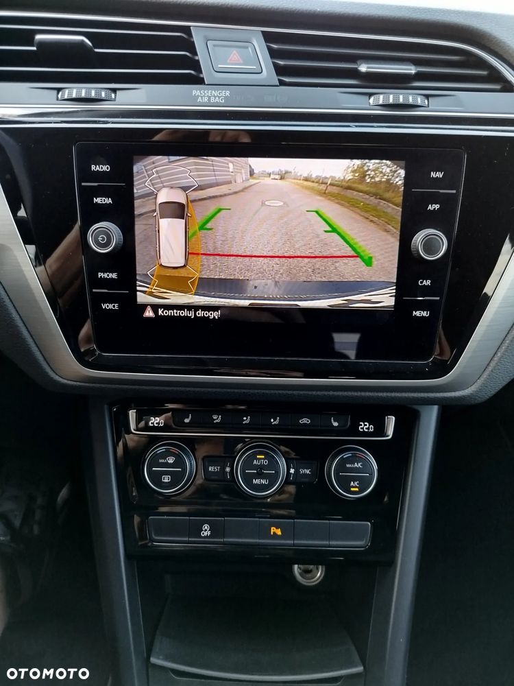 Volkswagen Touran - 7