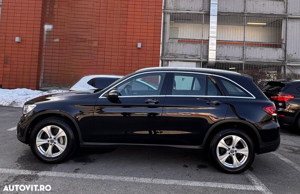 Mercedes-Benz GLC - 9