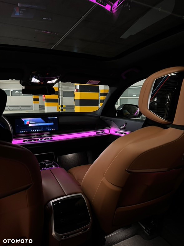 BMW Seria 7 - 7
