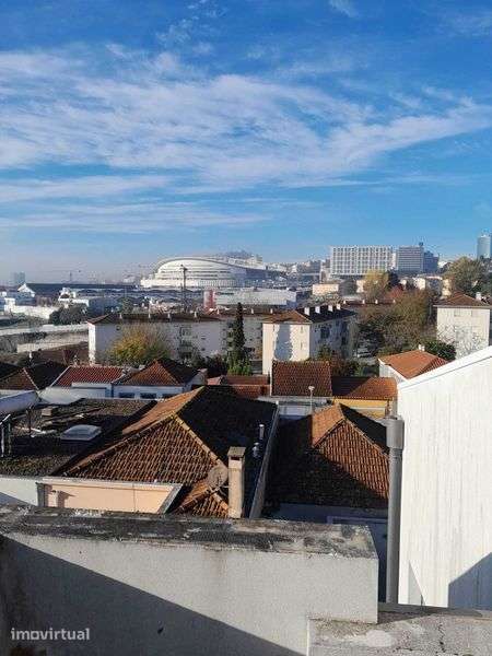 Moradia V3 Porto - Grande imagem: 2/12