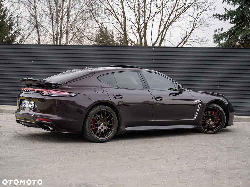 Porsche Panamera 4 PDK Platinum Edition - 14